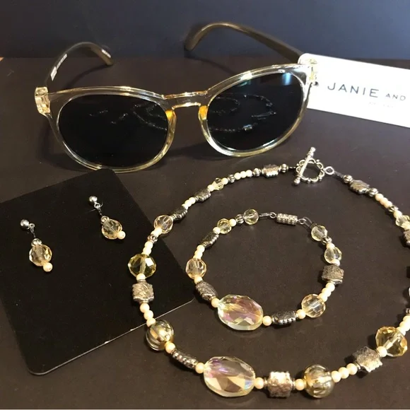 New Handmade Child’s Jewelry Set- Necklace, Bracelet & Earrings, Gold / Silver - Picture 2 of 8